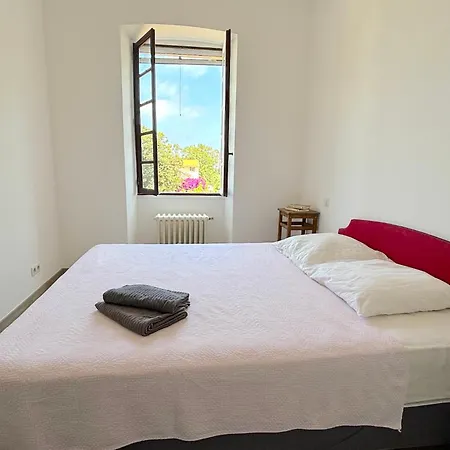 Apartman Pianosa *